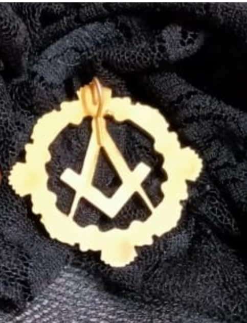 MASONIC PENDANT gold Tone metal + only 1 cuff link LOOK At My BUY NOW Items NO WAITING