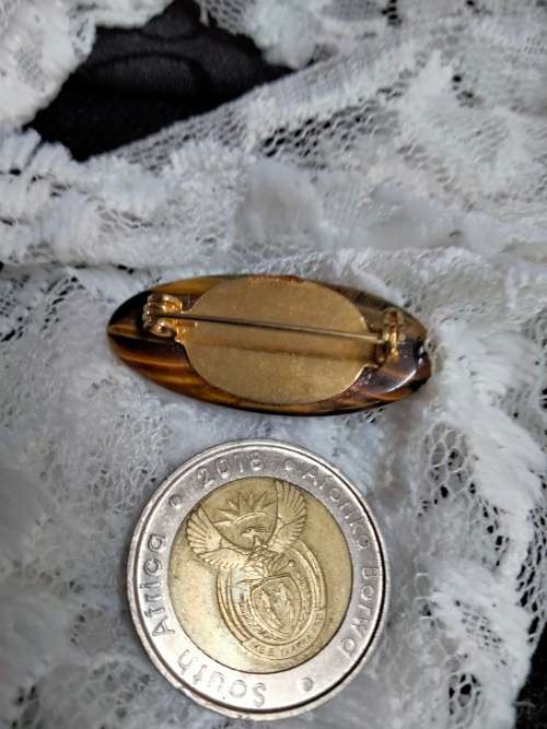 brooch TIGER Eye semi precious gemstone  Gold tone metal look at my Buy Now NO WAITING