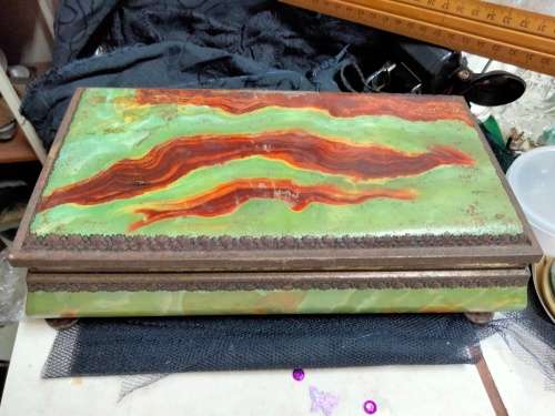 TIN Unusual vintage resembles marble lovely feet