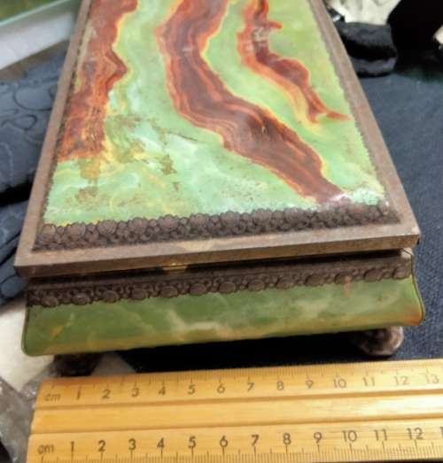 TIN Unusual vintage resembles marble lovely feet