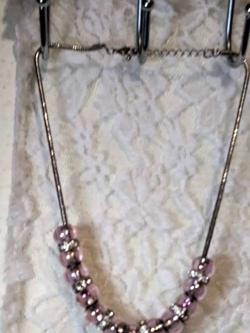 Necklace Pretty Pink Glass beads silver tone chain lobster claspLOOK At MY BUY NOW ltems NO WAITING