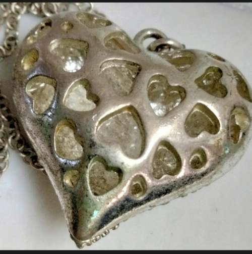 Necklace signed Avon Chain Silver - Gold  Pendant PUFF Heart Masses Crystal - Back Cutout Hearts