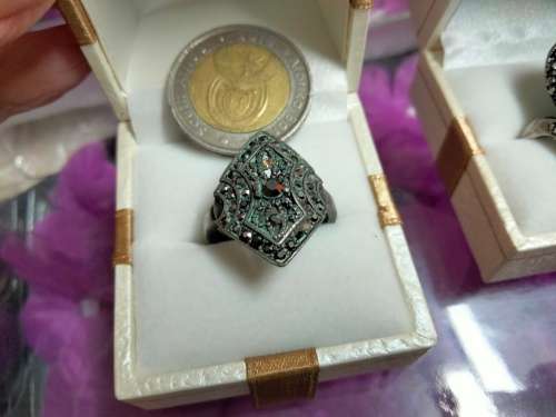 Dress RING Vintage MARCASITE Red? Stone VERDIGRIS Silver tone LOOK At My BUY NOW LISTING NO WAITING