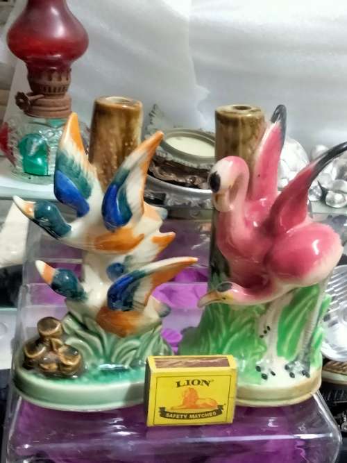 Table Lamps - 2 Table lamps Figurine 1 has 2 Flying Ducks on +1 has Flamingo on