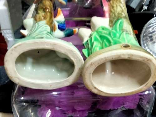 Table Lamps - 2 Table lamps Figurine 1 has 2 Flying Ducks on +1 has Flamingo on