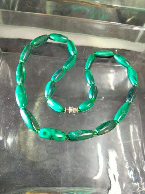 Vintage  Necklace MALACHITE MARBLE SWIRLS-Oblong shape Very Stylish
