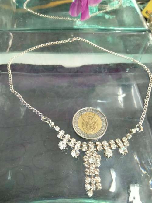 Necklace Rhinestone Cut Glass Crystal on chain LOOK At My BUY NOW