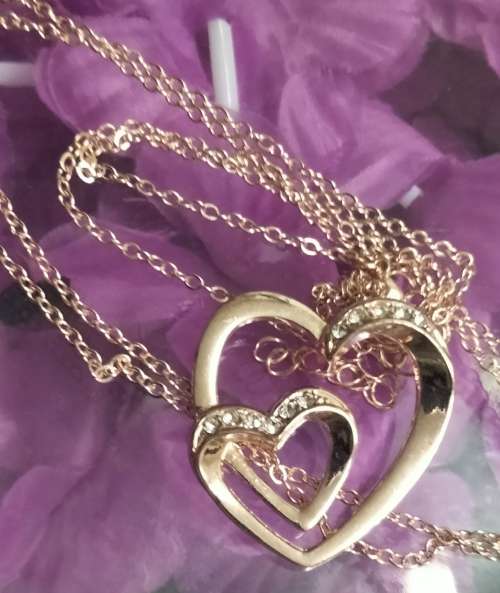 Necklace - Pendant Heart Crystals Rose Gold Tone metal+Chain MOD.LOOK At My BUY NOW ltems NO WAITING