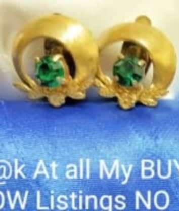 EARRINGS - clip on   Flower Gold Tone Emerald Green glass stones