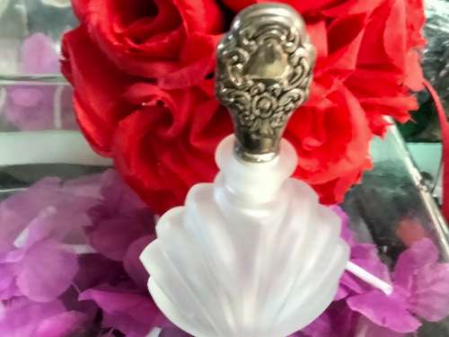 *RARE*Perfume Frosted Bottle Silver Embossed Stopper-Empty Godinger EnglandLOOK AtMy BUY NOW NO WAIT