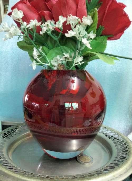 Vase + SEA SHELL- 1RUBY RED ART Glass Ovoid* Whitfriar style*Display Shells BUY NOW items NO WAITING