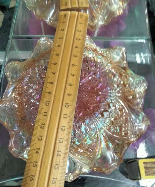 Carnival Glass dish - Frilled scalloped edge* points *Cut Circles  Diamond Pattern Condition perfect