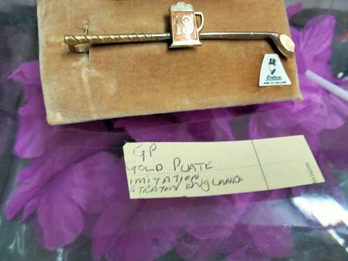 !!RARE !!Vintage STRATTON Clip-19  on Beer m gold Tone metal  LOOK At My BUY NOW LISTINGS NO WAITING