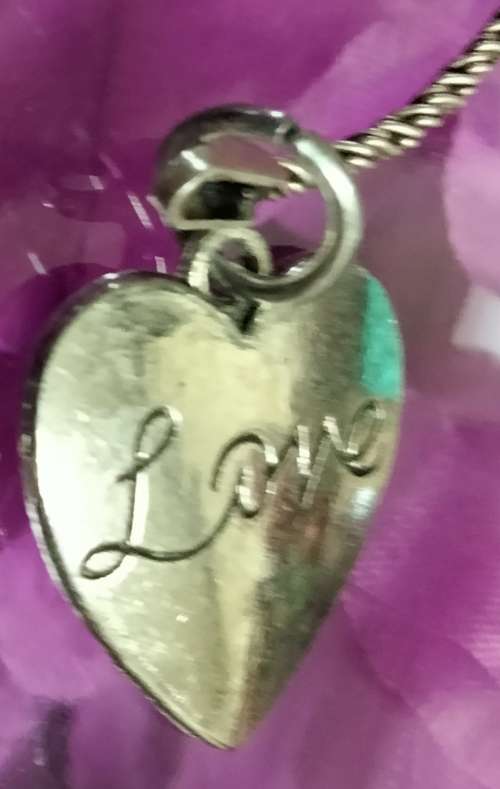 Choker - 925 stamped on ring SILVER CHAIN - + Small Heart - LOOK At My BUY NOW - NO WAITING