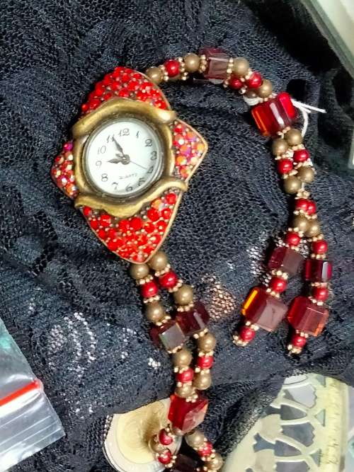 1 SWATCH AG 2007 Swarovski Crystals+1QUARTZ Pre-owned NotTestedLOOK At My BUY NOW NO WAITING
