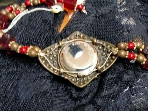 1 SWATCH AG 2007 Swarovski Crystals+1QUARTZ Pre-owned NotTestedLOOK At My BUY NOW NO WAITING