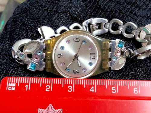 1 SWATCH AG 2007 Swarovski Crystals+1QUARTZ Pre-owned NotTestedLOOK At My BUY NOW NO WAITING