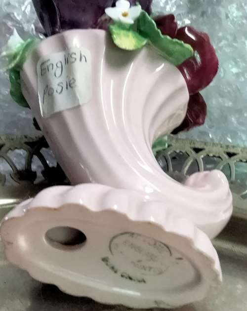 Vase POSY Cornacopia  Floral Bouquet