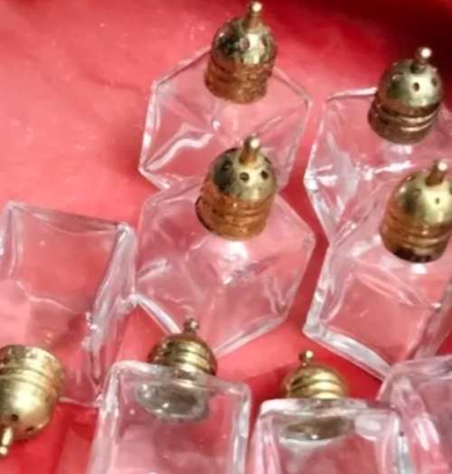 SALTS - set 8 GOLD EPNS Lids + Crystal glass body`s
