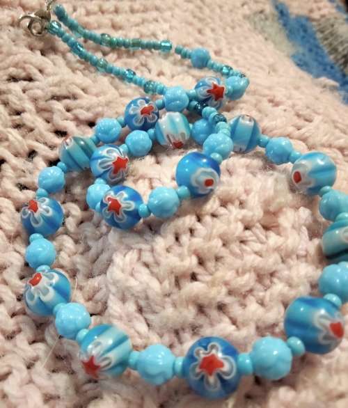 Necklace - Murano Blue Glass Red flowers different Shapes +Sizes