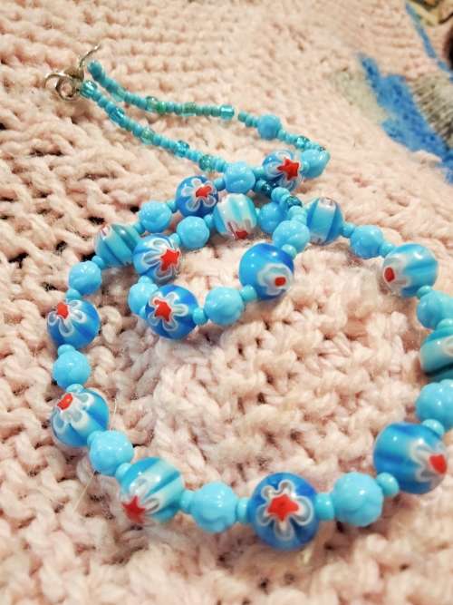 Necklace - Murano Blue Glass Red flowers different Shapes +Sizes