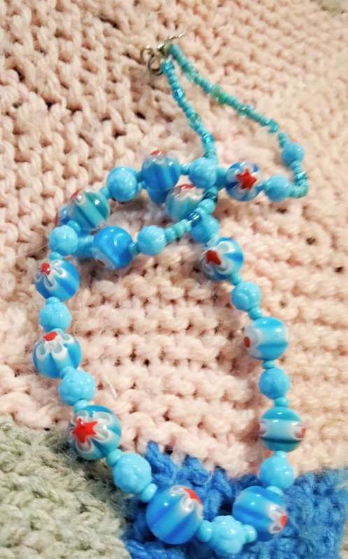 Necklace - Murano Blue Glass Red flowers different Shapes +Sizes