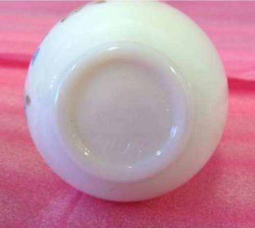 Perfume Bottle - !!!RARE!! Milk Glass *ILONA West Germany*empty*