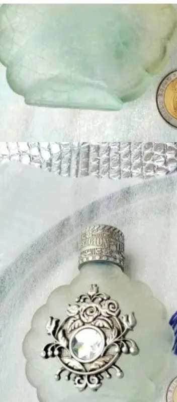 Perfume bottles - 1 Frosted glass Religion empty
