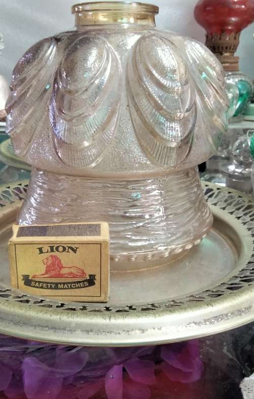 Lamp shade Glass - 1 Balloon +vertical rows rib Pattern LOOK At My BUY NOW LISTINGS NO WAITING