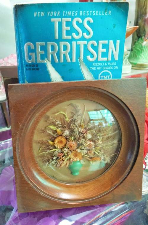 2 Self Standing Wood  SA  srtist Dried flowers bouquet - Wood Frame Convex Glass BOOK ENDS