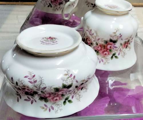 ROYAL ALBERT -SUGAR bowl+Trio Lavender Rose c1962/70