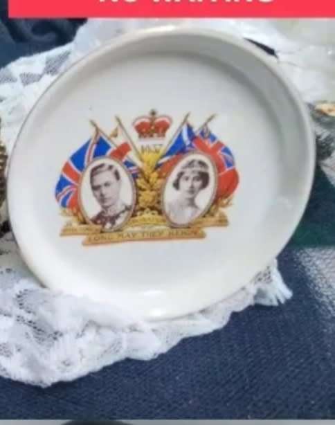 British Royal  family ceramic Pin Tray