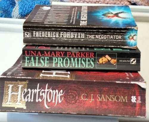 Book CJ Swanson-Heartstone-Una M Parker-False Promises+ForsythNeg.LOOK atMy BUY NOW items NO WAITING