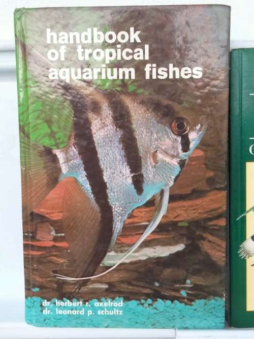 Handbook of tropical aquarium fishes+BIRDS of Southern Africa Pre-owned- LOOK At My BUY NOW NO WAIT