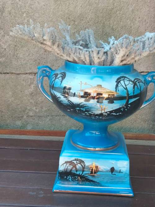 Vase Ceramic*ORIENTAL+Sea CORAL*Sailing Scene Blue Black GILT*LOOK At My BUY NOW listings NO WAITING