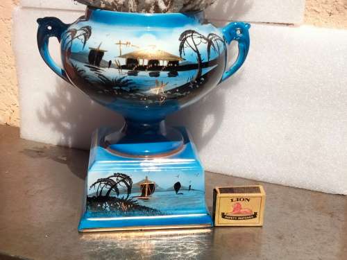 Vase Ceramic*ORIENTAL+Sea CORAL*Sailing Scene Blue Black GILT*LOOK At My BUY NOW listings NO WAITING