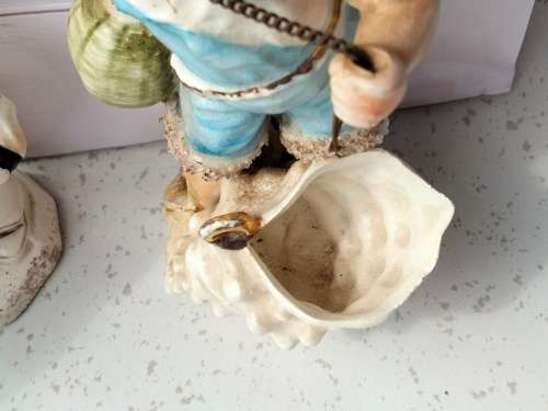 FIGURINES 2 Boys Victorian style Porcelain hand painted LOOK At My BUY NOW * NO WAITING