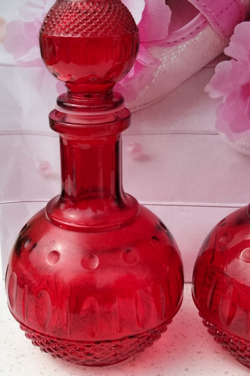 2 RUBY RED Vintage STYLE Modern Glass Decanter+Stoppers from China LOOK At My BUY NOW - NO WAITING