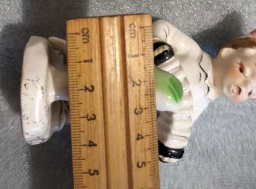 FIGURINES 2 Boys Victorian style Porcelain hand painted LOOK At My BUY NOW * NO WAITING