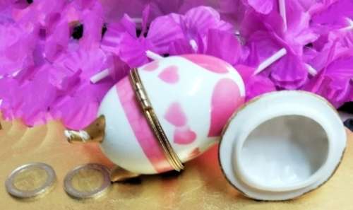 Trinket Pill box egg gilt Pink-LOOK At My BUY NOW listings NO WAITING