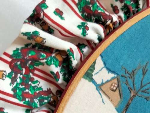CHRISTMAS WREATH material over frame Scene tree dog boy*LOOK At My BUY NOW items NO WAITING