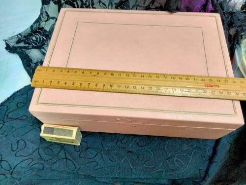 1 big Jewellery Box+2 - 1 Necklace Mother of pearl+ 1 black Crystals Jet