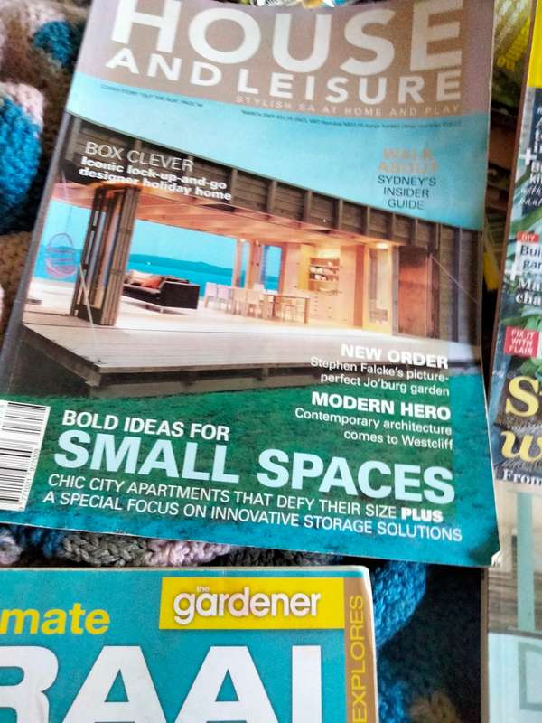 2 Magazines 1 Popular Mechanics+ 1 SA 4 x4  Old Look at my Buy Now listings No Waiting