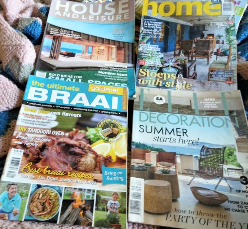 2 Magazines 1 Popular Mechanics+ 1 SA 4 x4  Old Look at my Buy Now listings No Waiting