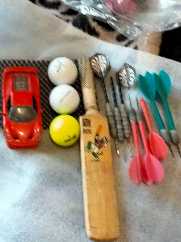 12 Toys Ferrari F50 9721 Die Cast Car+Darts+Golf balls+Mini ICC cricket bat2003