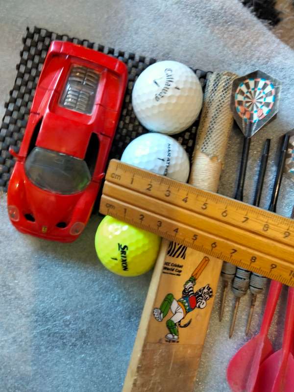 12 Toys Ferrari F50 9721 Die Cast Car+Darts+Golf balls+Mini ICC cricket bat2003