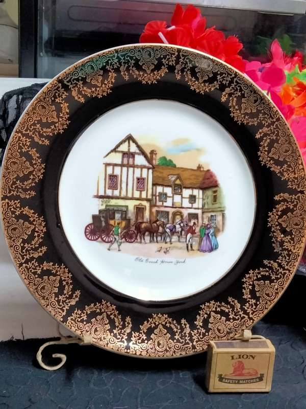 EXQUISITE!!  WALL Plate -Old Coach House York -Black Gilt trim LOOK At My BUYNOW Listings NO WAITING