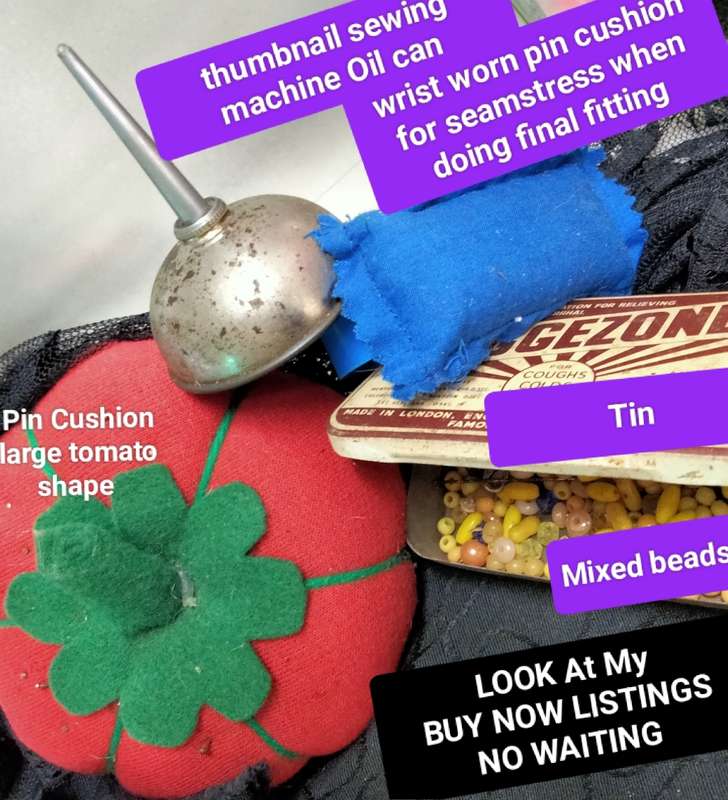Sewing machine Thumb oiler Tin can - Pincushion - Pincushion - Meggezone tin- Beads