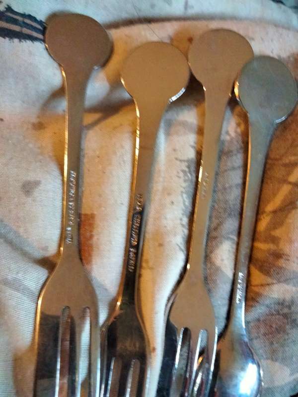 17-Enameled Emblem 13 TRANSVAAL SE-VROUE LANDBOU UNIE Spoon+Cake fork LOOK At my BUY NOW*NO WAITING