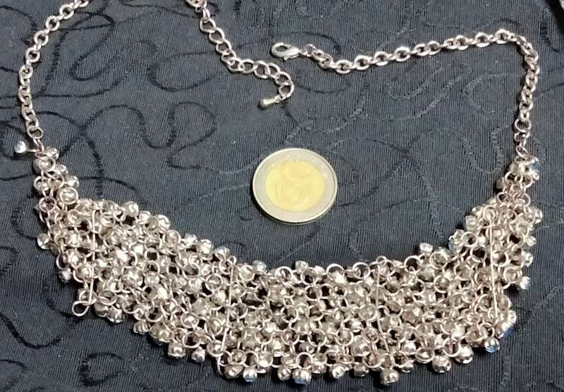 SHOW STOPPER Necklace BIB Blue Tones Rhinestone Bib Necklace  LOOK At My BUY NOW *NO WAITING